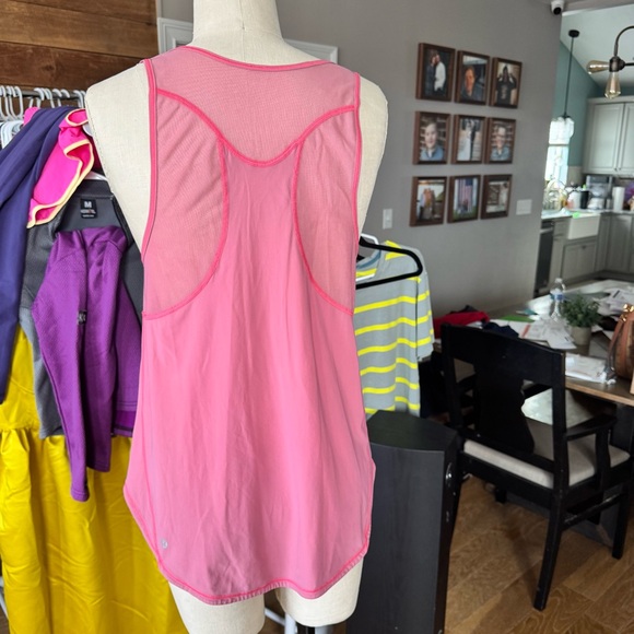Lululemon pink tank , Preloved - Picture 3 of 4
